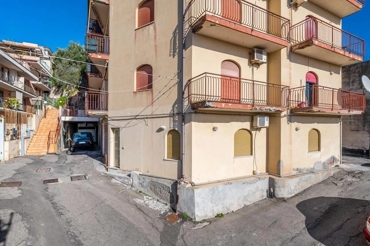 Luxury Azzurra Seaview House With Terrace Apartment Giardini Naxos