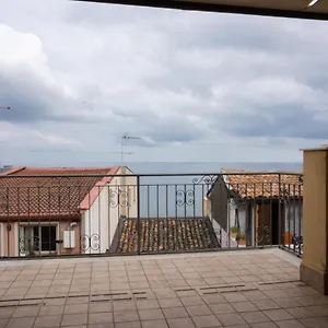 Nick & Santo's Holiday Homes R Giardini-Naxos